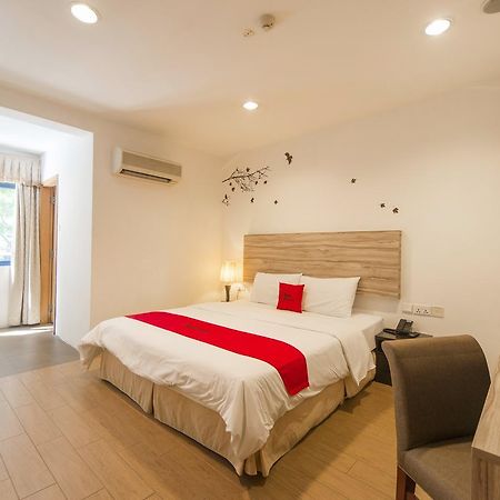 Reddoorz Plus @ Victoria Street Singapore Bagian luar foto