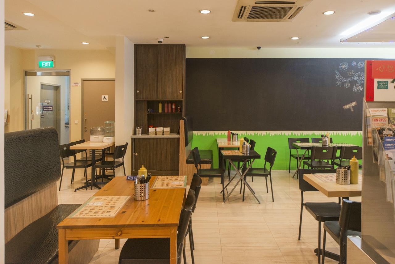 Reddoorz Plus @ Victoria Street Singapore Bagian luar foto